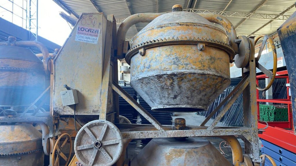 BETONEIRA 400 LITROS MAIS MOTOR (850 E 453)