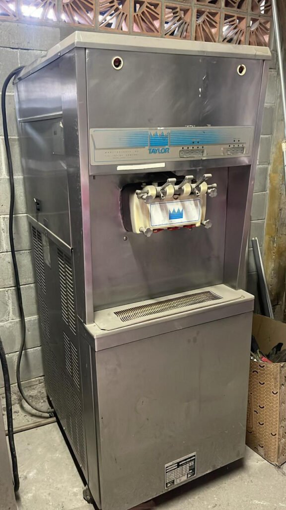 Máquina de sorvete expresso – Taylor – 8756 – 220v Trifásico