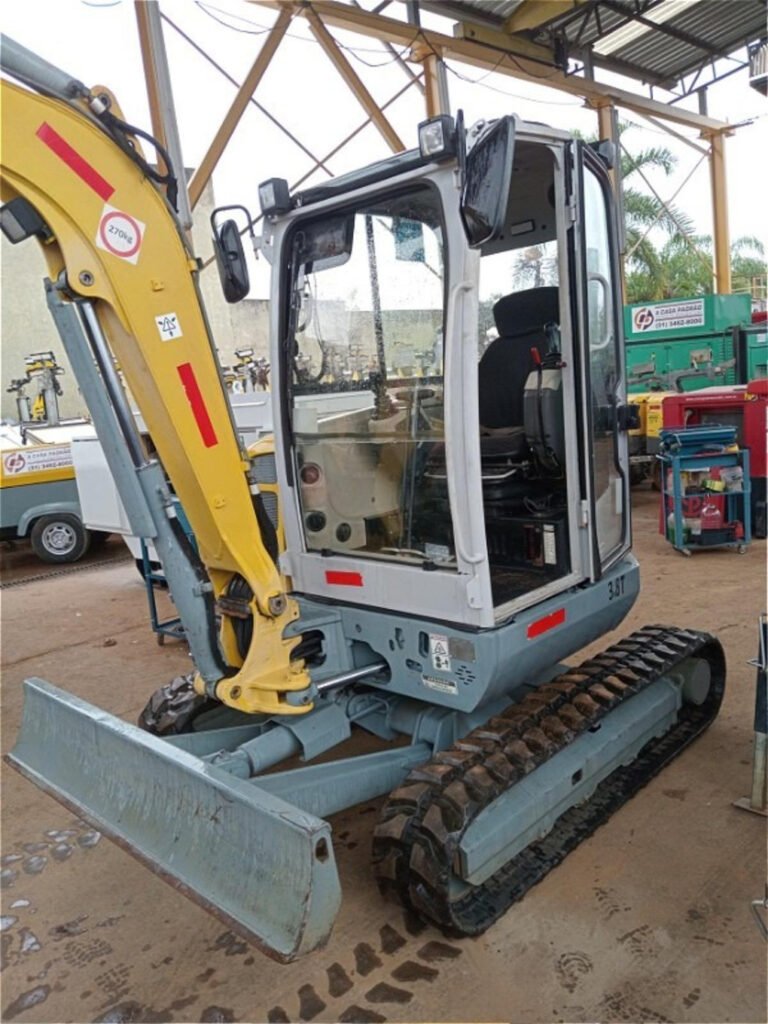 MINI ESCAVADEIRA 4652 WACKER EZ36 2016 HORIMETRO 3975