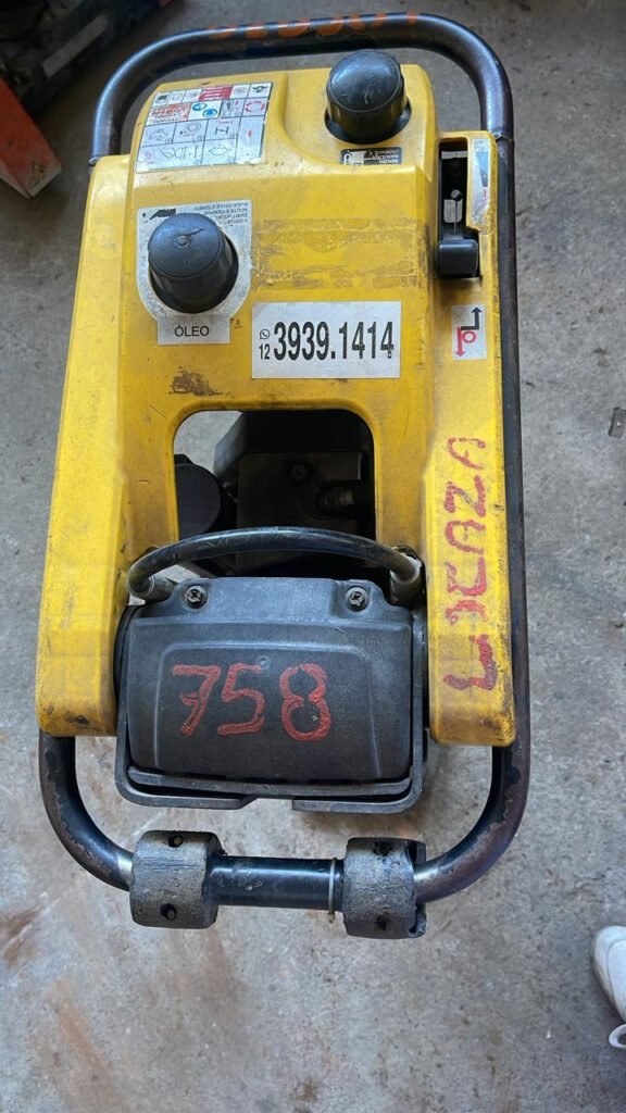 COMPACTADOR DE SOLO C/ INJEÇÃO ELETRONICA – WACKER