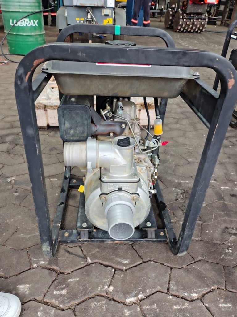 MOTOBOMBA 3″ – 5914 – BRANCO – BD 705XS