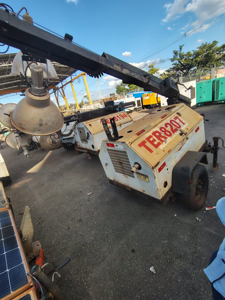 TORRE DE ILUMINAÇÃO – 4336 – TEREX – RL-4000
