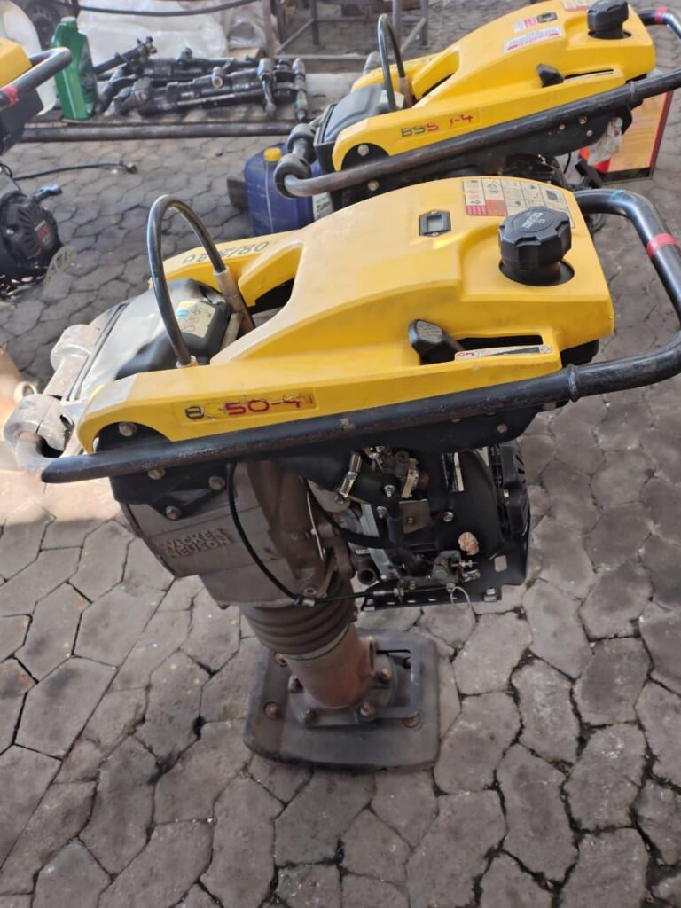 COMPACTADOR GASOLINA – 4849 – WACKER – BS50-4