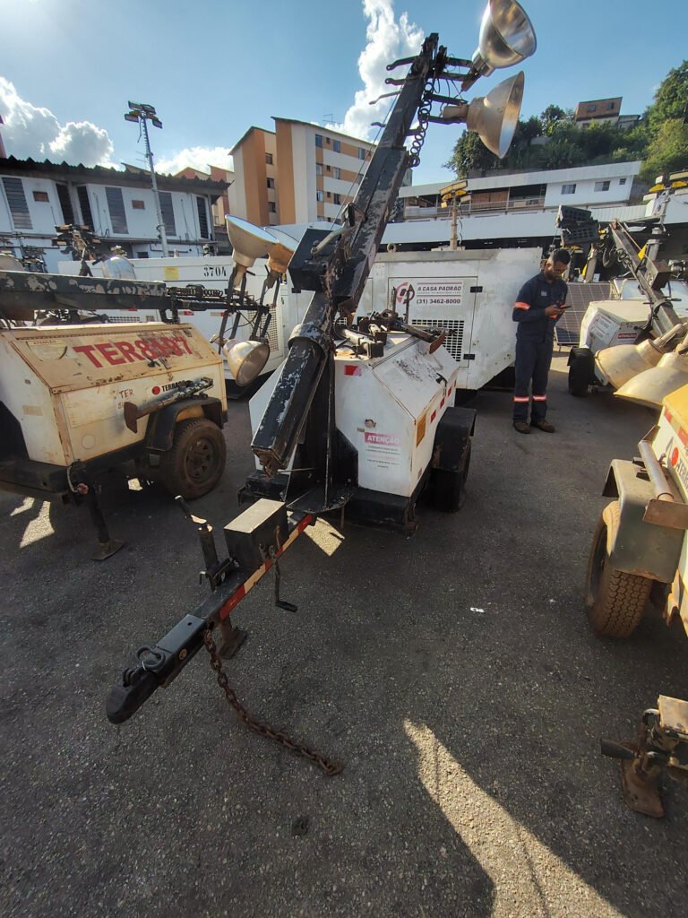 TORRE DE ILUMINAÇÃO – 4304 – TEREX – RL-4000