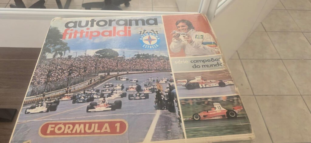 01 Autorama Fittipaldi Estrela Fórmula 1 (4 Pistas)